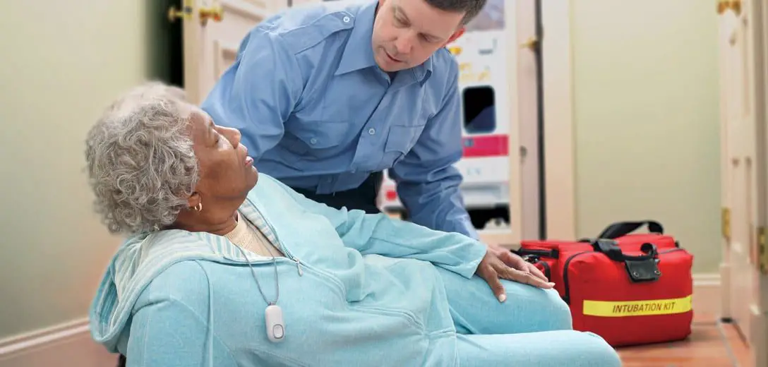 Best Wearable Tech for Senior Health Monitoring